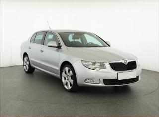 koda Superb 1.8 TSI, Xenony, Tempomat