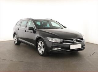 Volkswagen Passat 2.0 TDI, Automat, Navi
