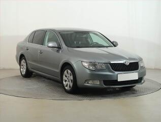 �koda Superb 2.0 TDI, Serv.kniha, Xenony