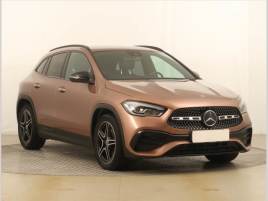 Mercedes-Benz GLA AMG Line 200d 4MATIC