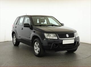 Suzuki Grand Vitara 2.0, 4X4, po STK, Ta�n�