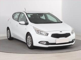 Kia Ceed 1.4 CRDi, nov� STK, udr�ovan�