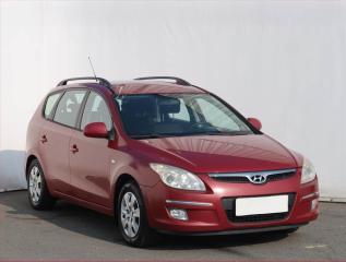 Hyundai i30 Comfort 1.6 CRDi, Serv.kniha