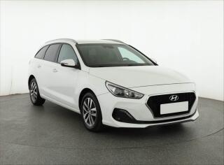 Hyundai i30 Trikolor 1.0 T-GDI, �R,1.maj