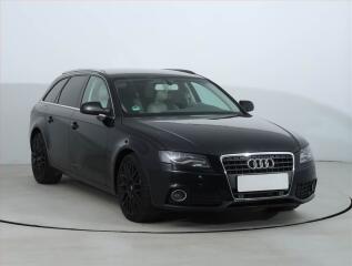 Audi A4 2.0 TDI, Serv.kniha, Xenony