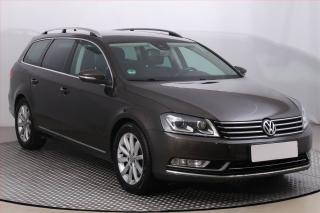 Volkswagen Passat Highline 2.0 TDI, Serv.kniha