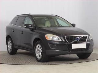 Volvo XC60 Momentum D5, 4X4, Automat