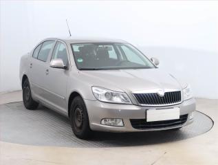 koda Octavia Ambiente 1.6 TDI, Tempomat