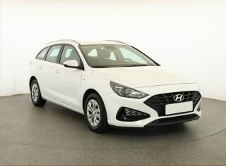 Hyundai i30 1.5 DPI, Serv.kniha, Tempomat