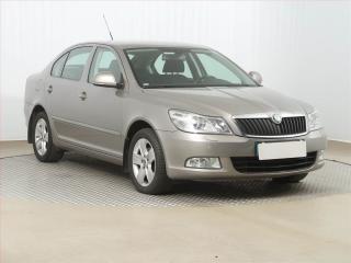 koda Octavia Ambiente 1.6 TDI, Tempomat