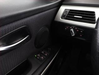 BMW Řada 3 (2008) 316 i, Serv.kniha, Tempomat - náhled 12