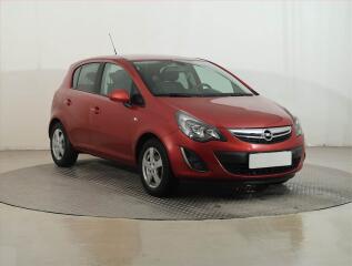 Opel Corsa 1.2, �R,1.maj
