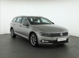 Volkswagen Passat 2.0 TDI, Automat, Navi