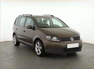 Volkswagen Touran 1.4 TSI, 7�m�st, Serv.kniha