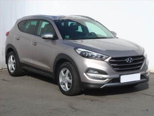 Hyundai Tucson 1.7 CRDi, �R,1.maj, Navi