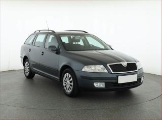 koda Superb 2.0 TDI, Xenony, Tempomat