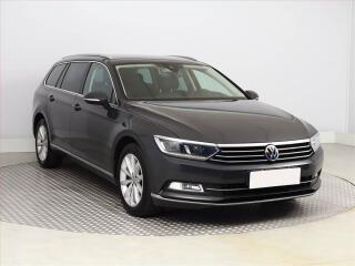 Volkswagen Passat Highline 2.0 TDI, Serv.kniha