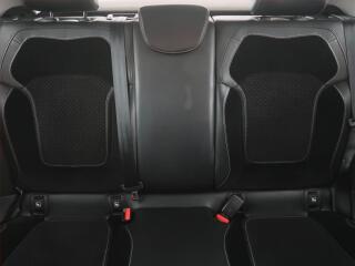 Nissan Micra (2019) 1.0 IG, Serv.kniha - náhled 10