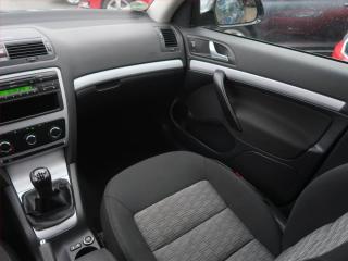 Škoda Octavia (2009) 1.4 TSI, Tempomat - náhled 8