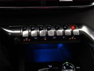 Peugeot 5008 (2018) PureTech 130, Automat, 7 míst - náhled 15