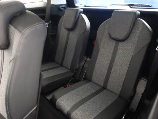 Peugeot 5008 (2018) PureTech 130, Automat, 7 míst - náhled 18