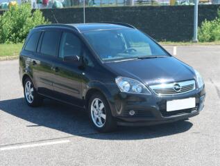 Opel Zafira 1.8, 7�m�st, po STK