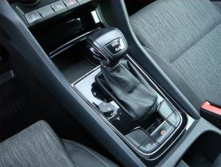 Škoda Karoq (2018) Style 2.0 TDI, 4X4, Automat - náhled 13
