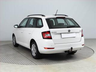 Citroën C4 Picasso (2014) 1.6 HDi, Automat, 7 míst - náhled 4