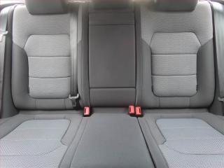 Volkswagen Passat (2013) 2.0 TDI, Navi, Tempomat - náhled 10