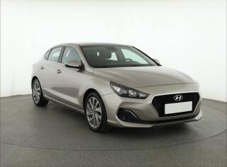 Hyundai i30 Style 1.4 T-GDI, �R,1.maj