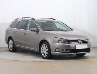 Volkswagen Passat Business 2.0 TDI, Serv.kniha