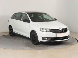 koda Rapid Spaceback 1.2 TSI, Xenony