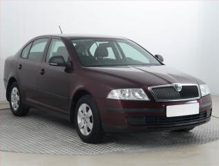 �koda Octavia Ambition 1.6, �R,1.maj