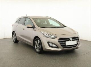 Hyundai i30 1.6 GDI, �R,1.maj, Serv.kniha