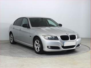 BMW 318 d, Tempomat, Park.senzory