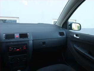 Mitsubishi Outlander (2017) 2.0, Serv.kniha, Tempomat - náhled 8