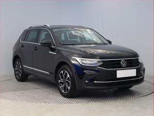 Volkswagen Tiguan Life 1.5 TSI, R, 1 MAJ