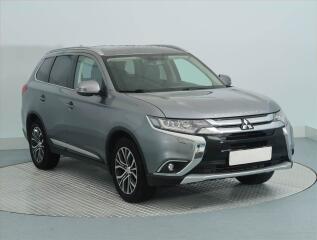 Mitsubishi Outlander 2.2 DI-D, 4X4, 7�m�st, �R