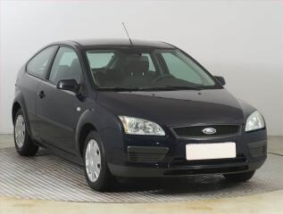 Ford Focus 1.4 16V, slu�n� stav