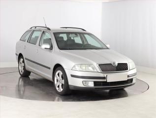 koda Octavia 2.0 TDI, po STK, oblben vz