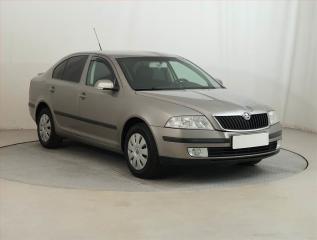 koda Octavia Ambiente 1.6, po STK, Tan