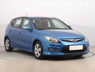 Hyundai i30 1.6 CRDi, nov STK, zamluveno