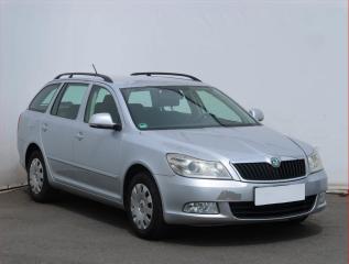 koda Octavia Elegance 1.6 TDI, R,1.maj