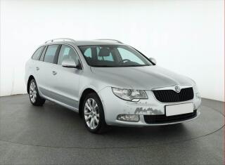 �koda Superb 2.0 TDI, Xenony, Tempomat