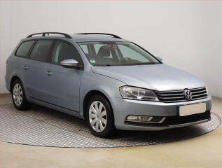 Volkswagen Passat Comfortline 2.0 TDI, Automat
