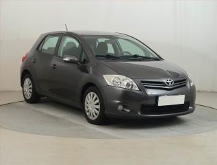 Toyota Auris 1.6 Valvematic, Automat