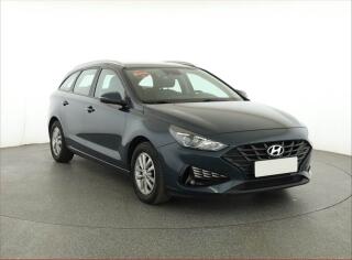 Hyundai i30 1.6 CRDi, Serv.kniha, Tempomat