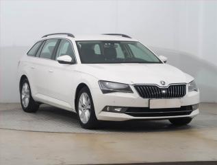 �koda Superb Style 2.0 TDI, Navi, Xenony