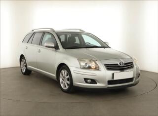 Toyota Avensis 2.0 D-4D, obl�ben� v�z