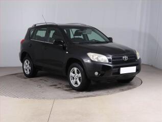 Toyota RAV4 2.2 D-4D, 4X4, Park.�senzory